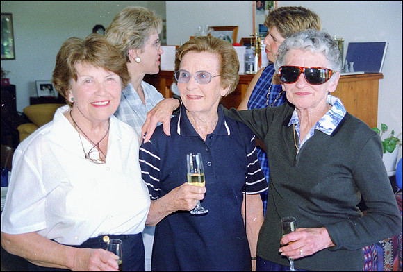 Sydney, Dec 1999